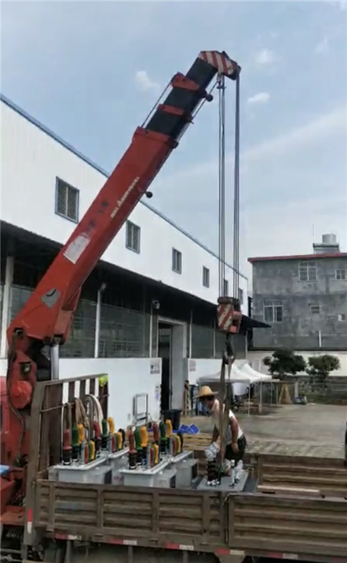桑日县起重机吊钩的作业速度