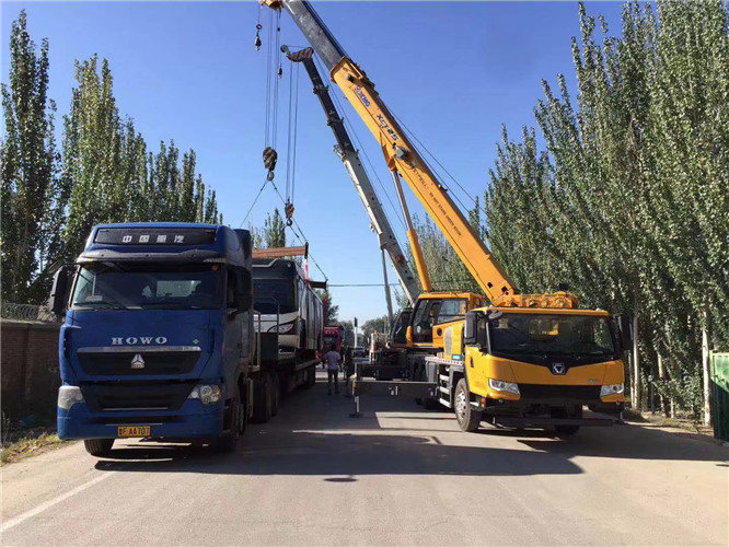 桑日县“省油又稳当”—— 吊车的 “智能节能” 技术