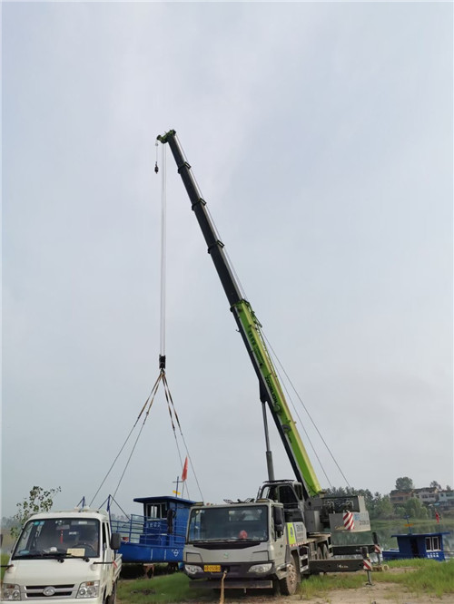 桑日县桥梁建设吊装案例